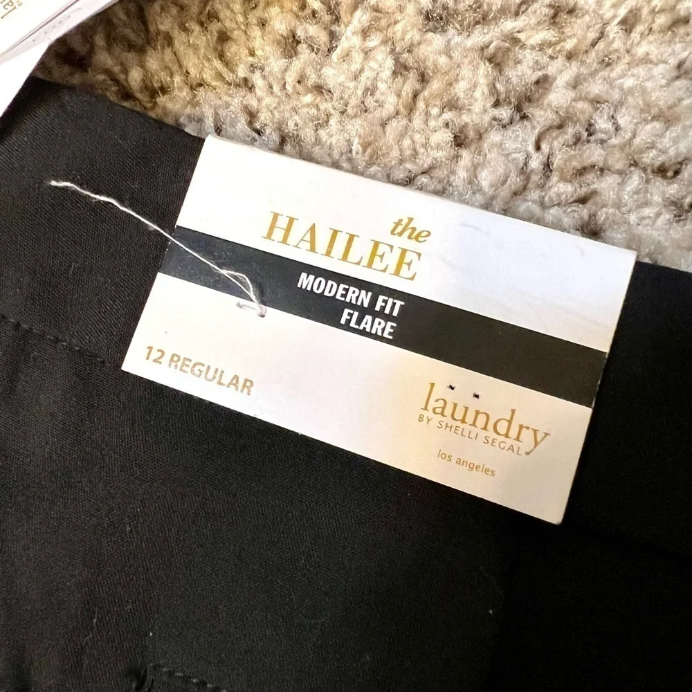 NWT LAUNDRY BY SHELLI SEGAL THE HAILEE MODERN FIT FLARE Black dress pant 12